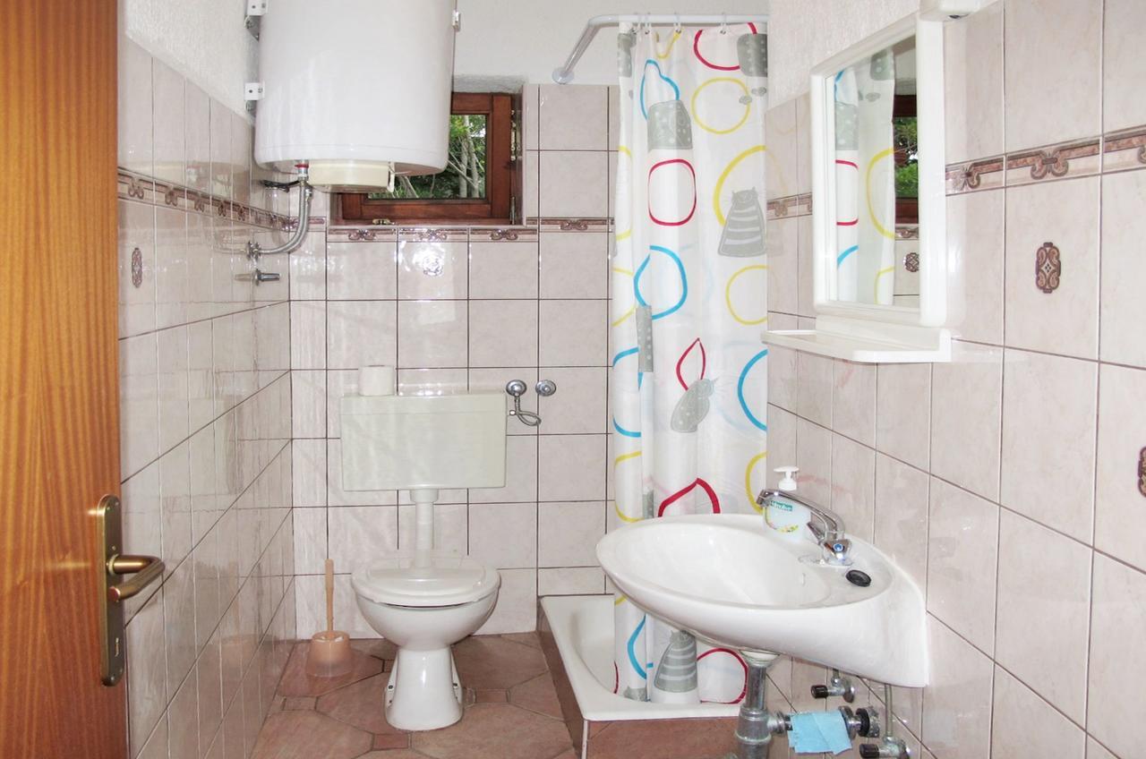 Apartments Sanja Sibinj Krmpotski Zewnętrze zdjęcie