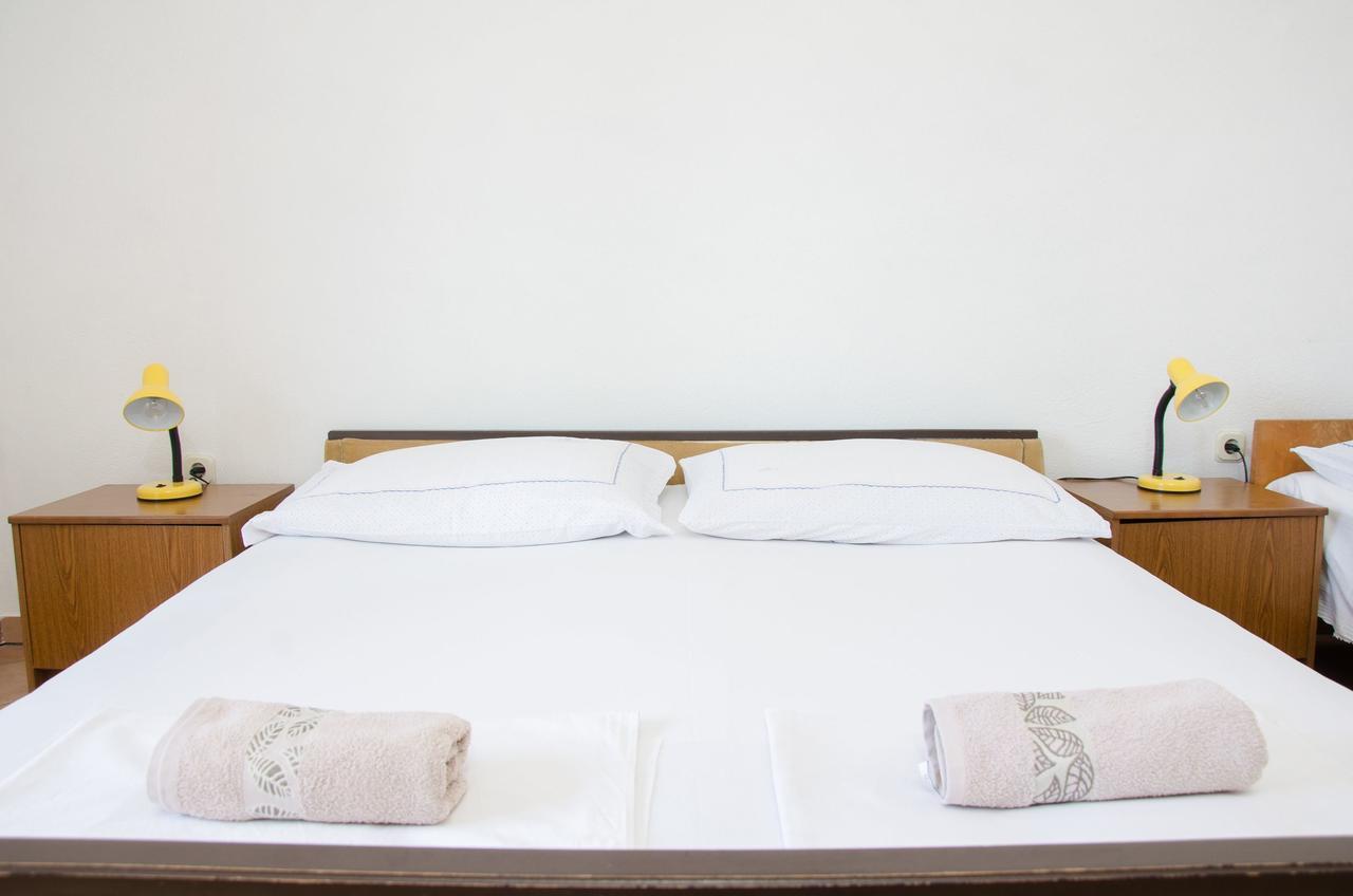 Apartments Sanja Sibinj Krmpotski Zewnętrze zdjęcie