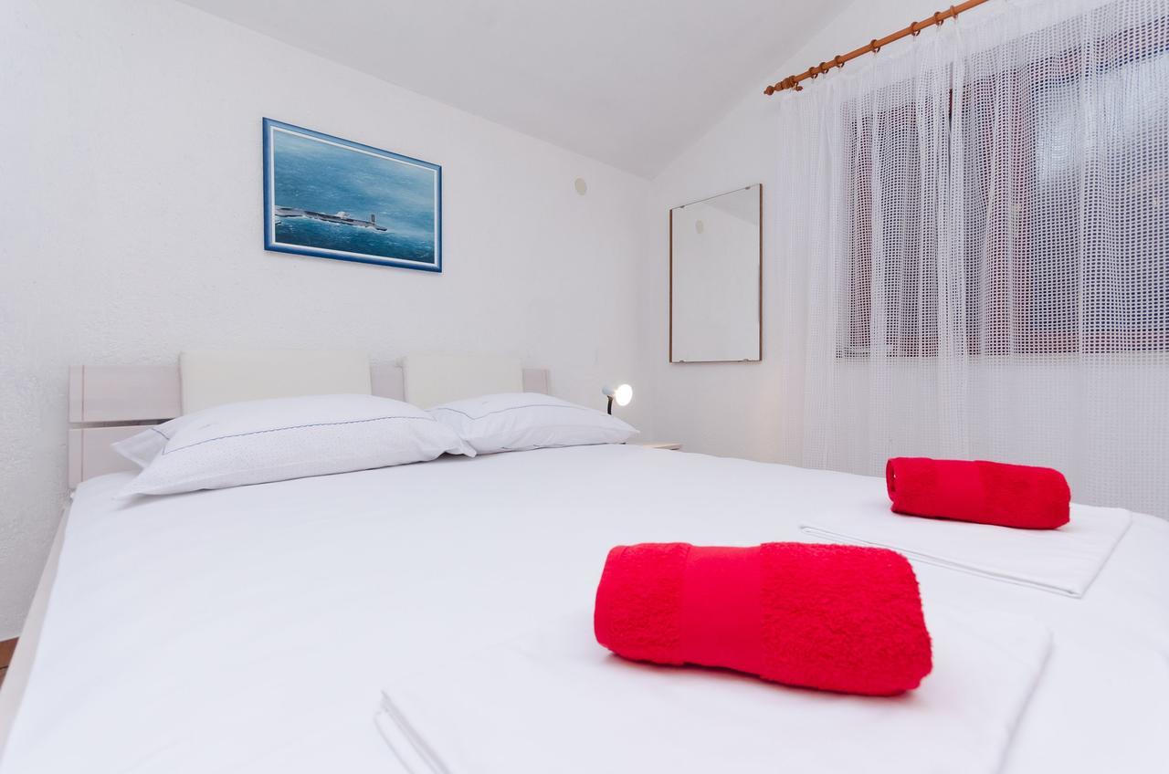 Apartments Sanja Sibinj Krmpotski Zewnętrze zdjęcie