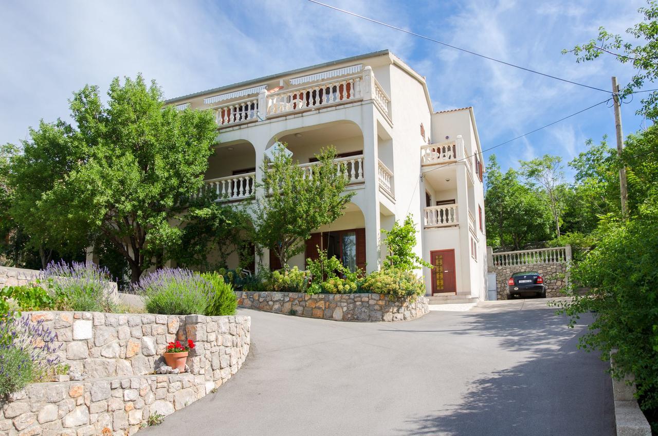 Apartments Sanja Sibinj Krmpotski Zewnętrze zdjęcie